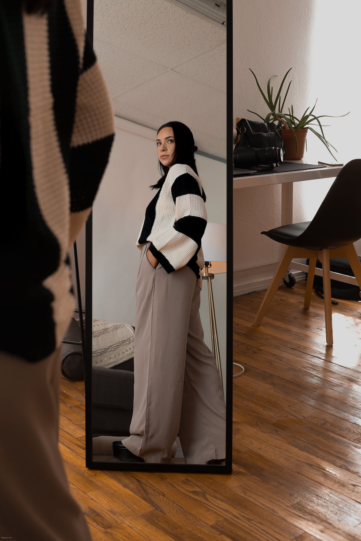 Bell sleeve color block sweater